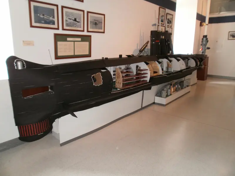 Sala de Submarinos - Museo Naval del Caribe en cartagena